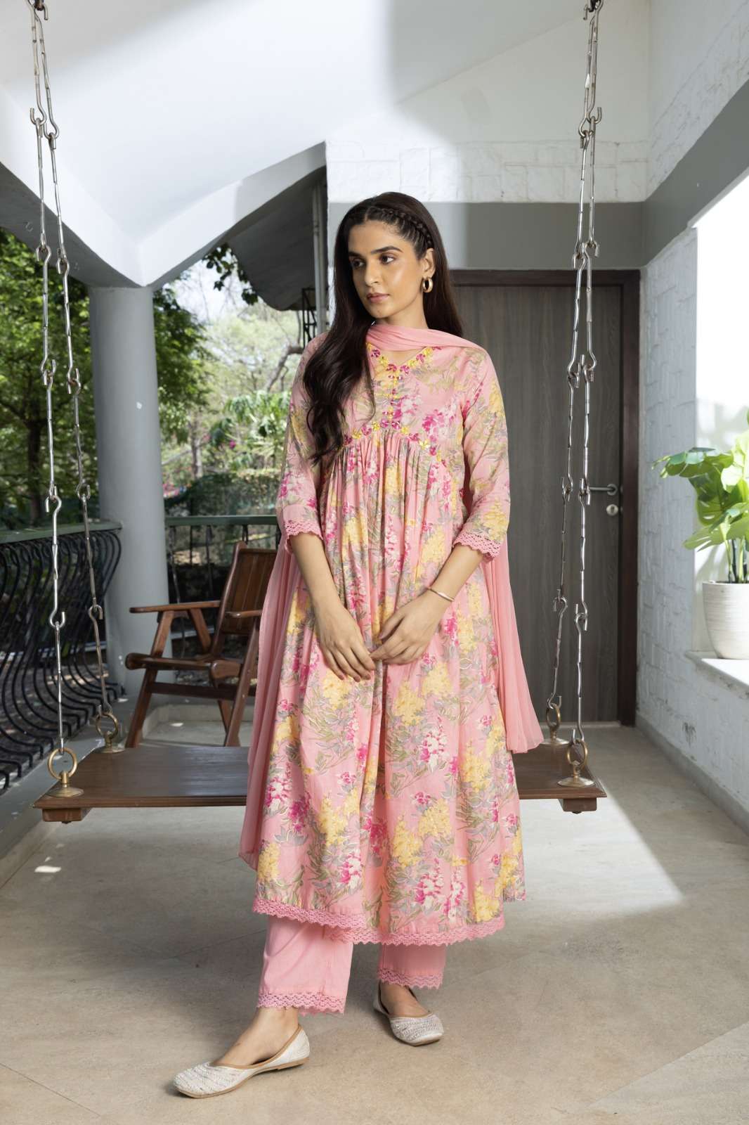 ALIA CUT PURE MAL MAL HANDWORK ALIA CUT KURTI WITH COTTON PANT AND DUPATTA BY PYSNA WHOLESALER AND D...