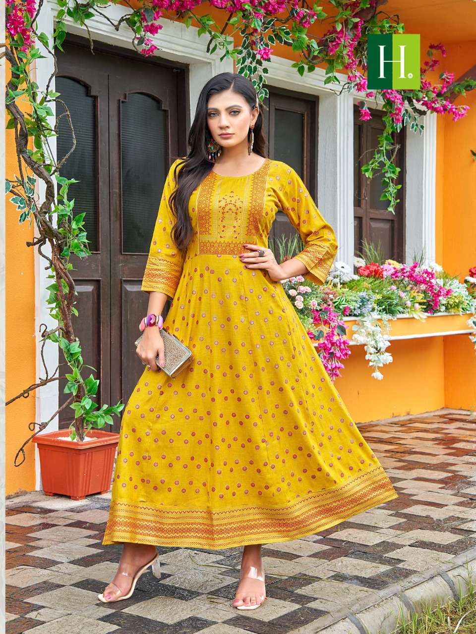 Anarkali Dress-Long Gown kurti in Rayon with Pleted waist and wooden B –  SVB Ventures
