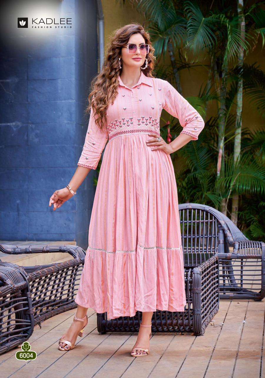 Linen-Khadi Kurti with buttons,pleats and dori-latkan detailing | Kurti  designs, Cotton kurti designs, Kurta neck design