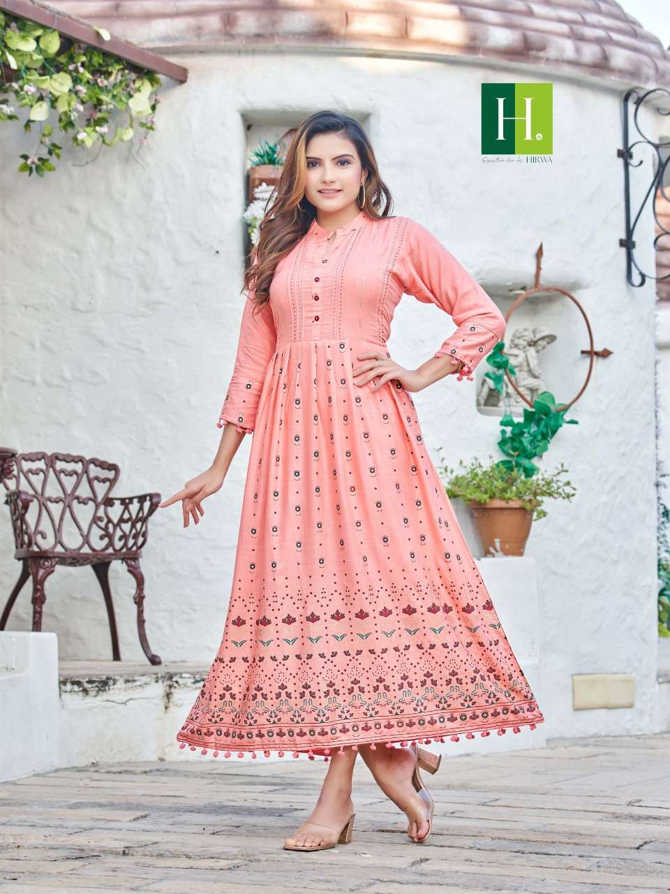 Designer Cap A line Kurti Facebook | Designer Cap A line Kurti Facebook A  line kurti kaise banayein, flower printed kurti cutting stitching, A shape  kurti, kurti cutting and... | By Anuj