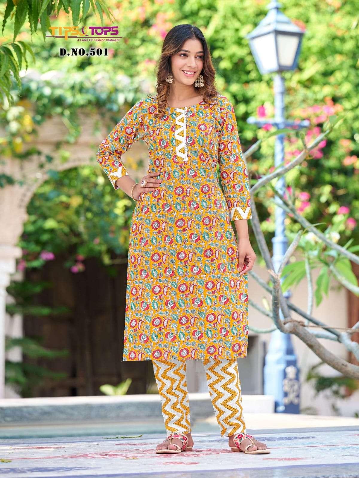 OSSM PRESENT AFGHANI FANCY PAIR SET CHANDERI MODAL FULL STITCH KURTI AND  AFGANI PANT at Rs 865 | Designer Kurtis in Surat | ID: 2853005829255