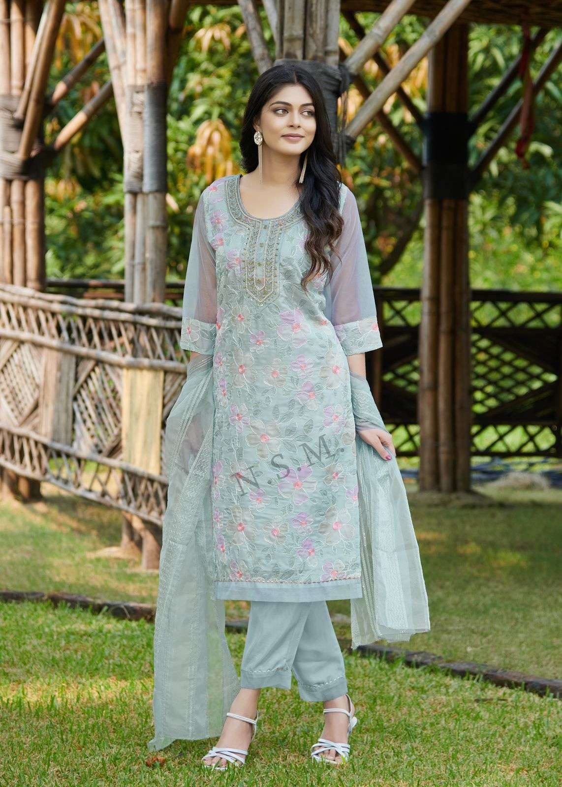 KUMB ROLEX ORGANZA POSITION DIGITAL PRINT HAND EMBROIDERY WORK KURTI ...
